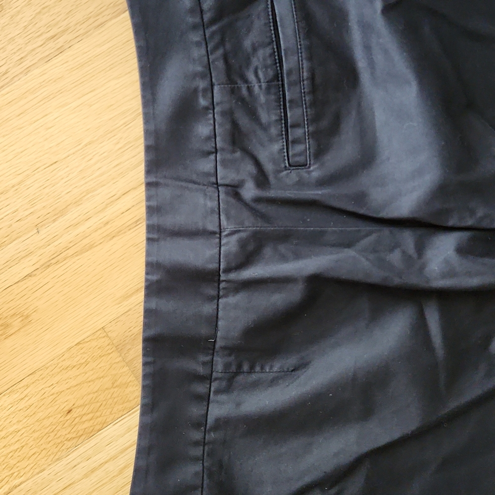 Talbots Size 12, black, cropped/capris pants, stretch - Picture 10 of 12